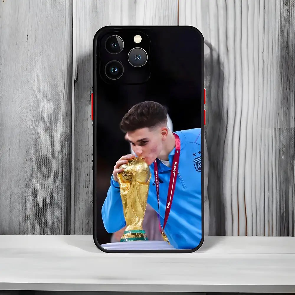 Funda Julian Alvarez