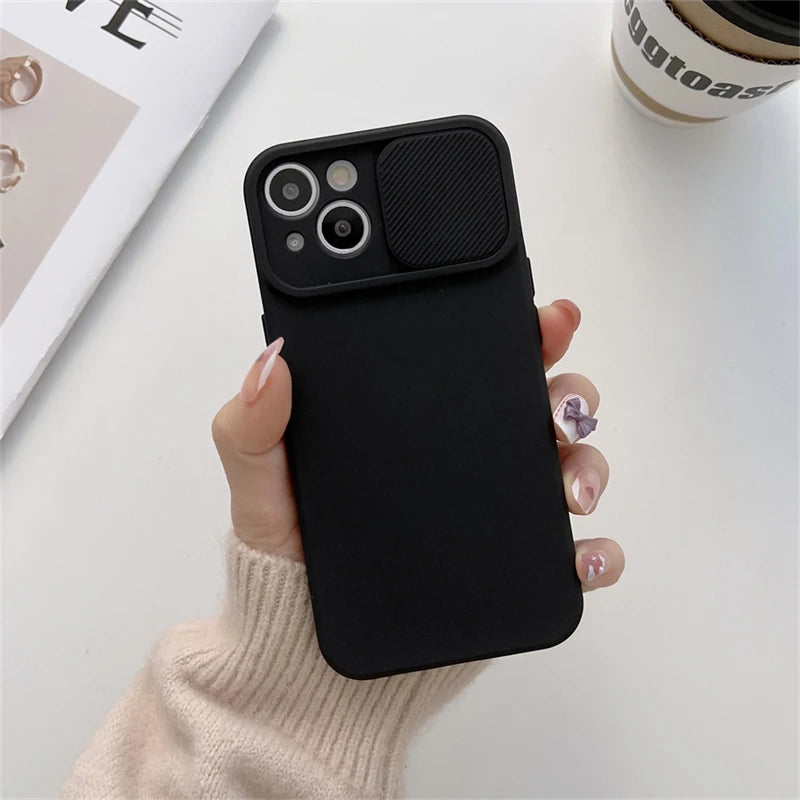 Funda con protector de cámara deslizante