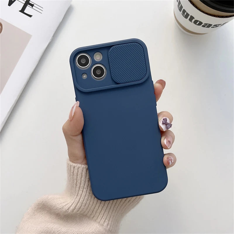 Funda con protector de cámara deslizante