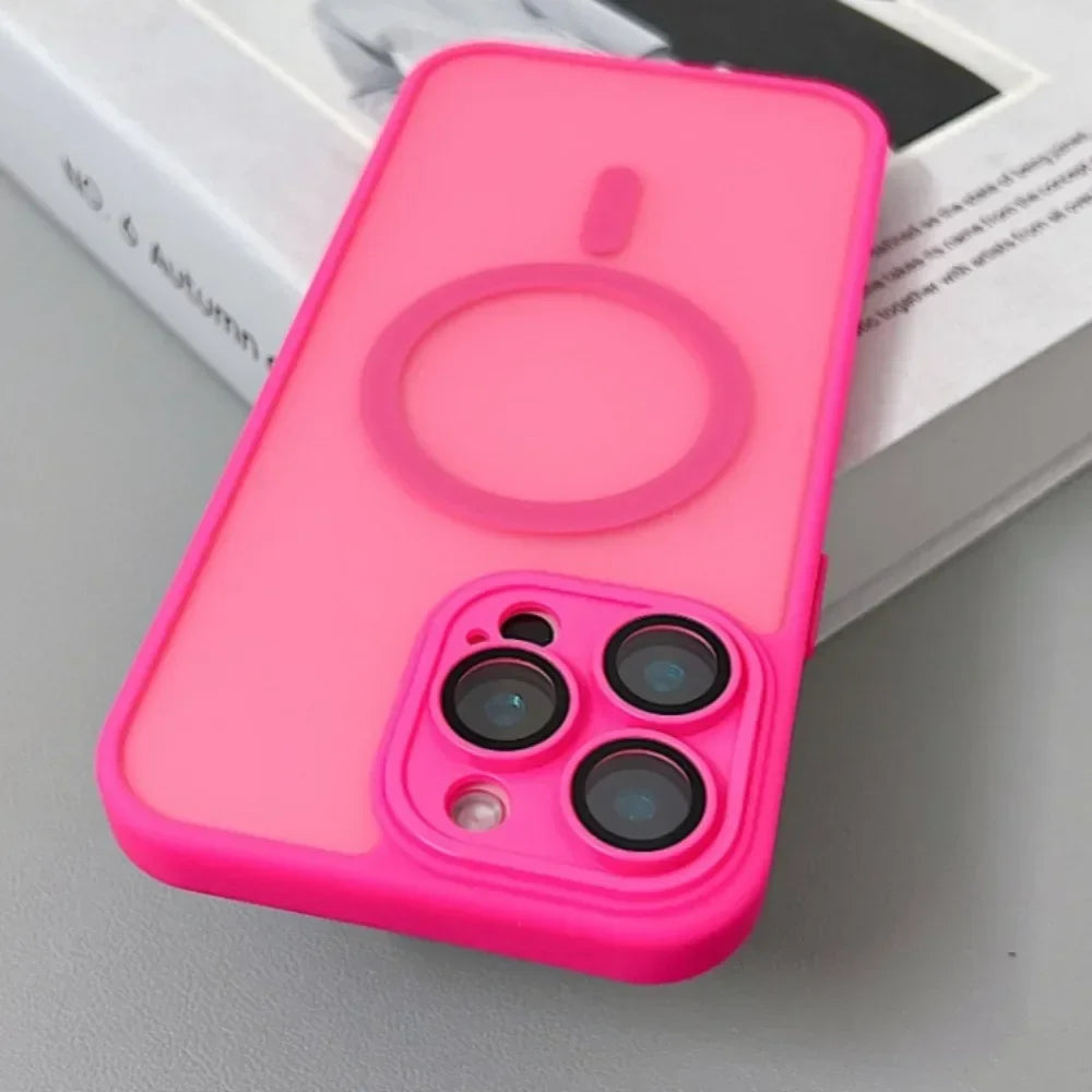Funda Magnética Mate Translúcida Antigolpes
