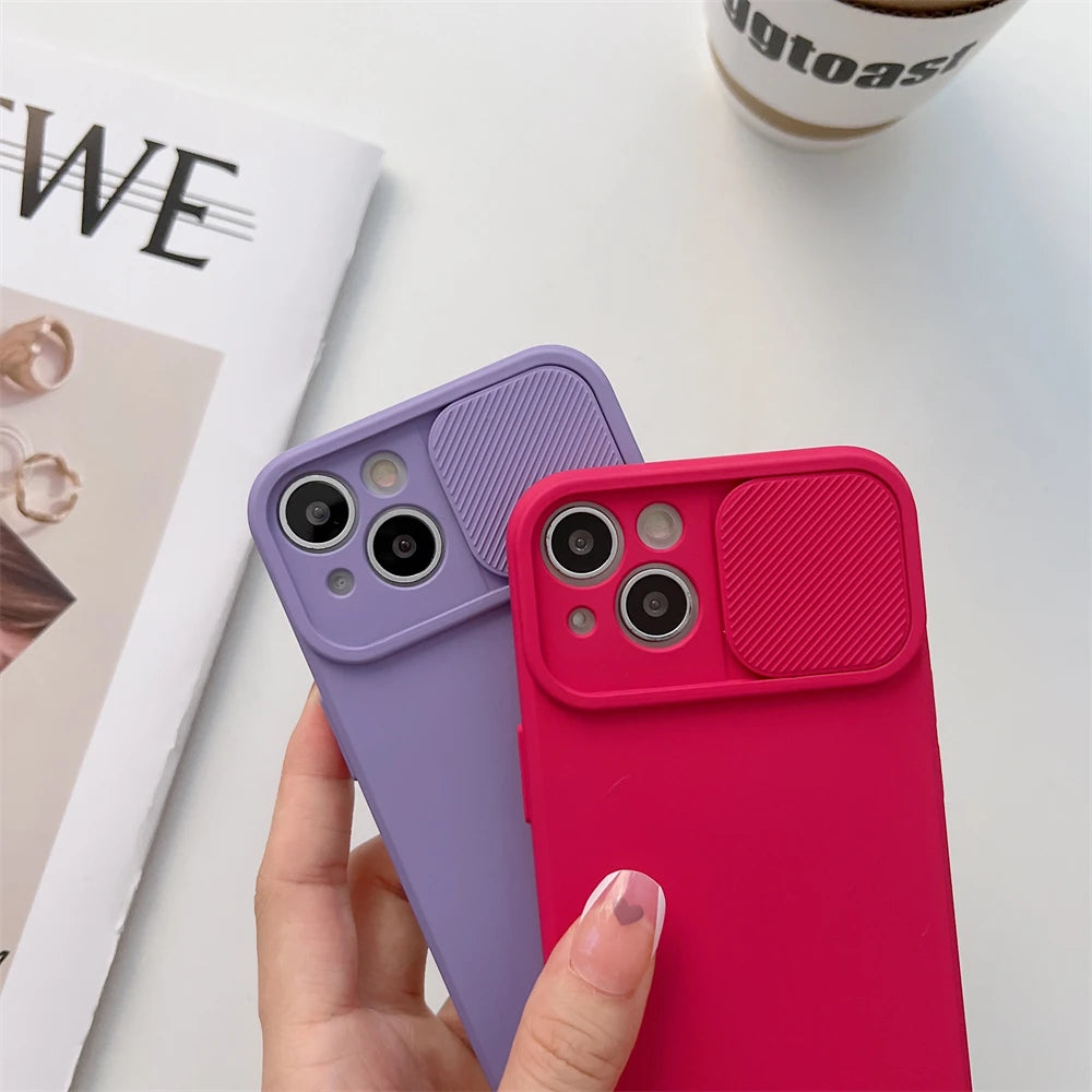 Funda con protector de cámara deslizante