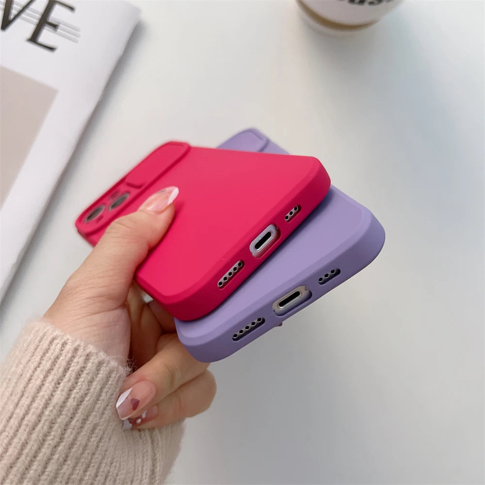 Funda con protector de cámara deslizante
